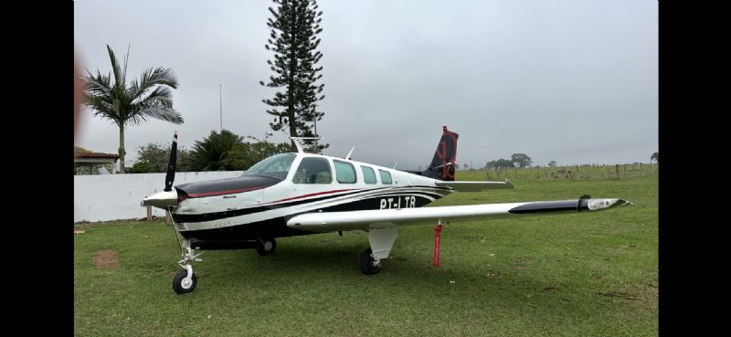 BEECHCRAFT - BONANZA A36