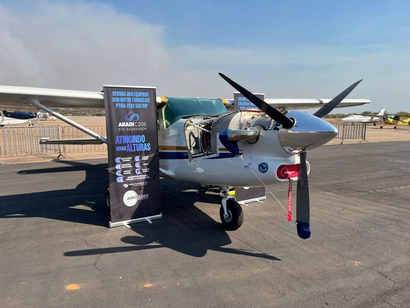 CESSNA - TU206F