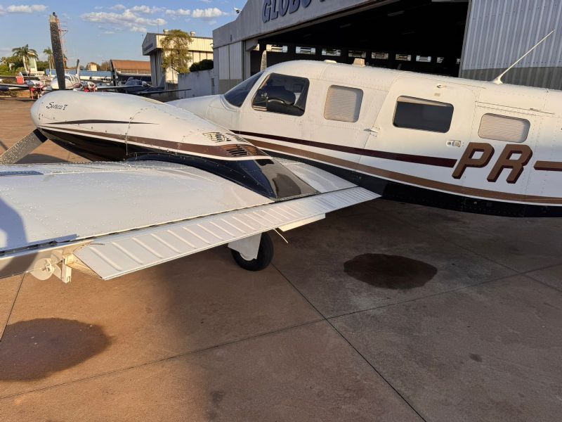 PIPER - PA-34-220T