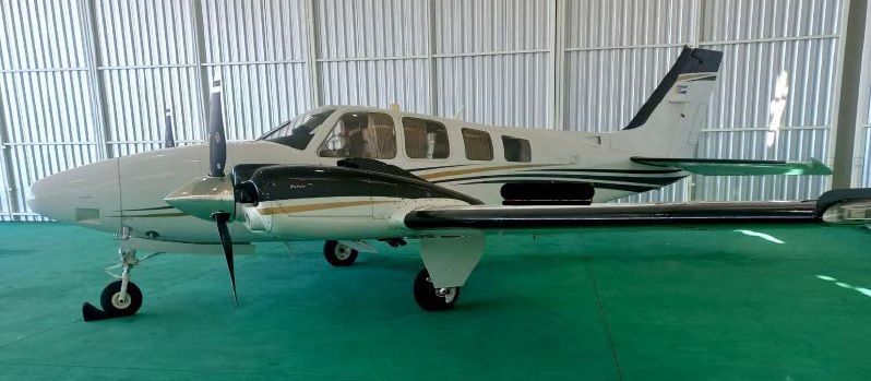 BEECHCRAFT - BARON - G58