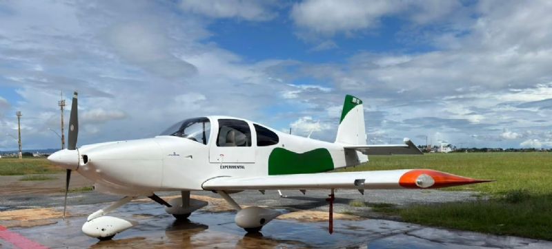 VANS AIRCRAFT - RV-10 FLYER