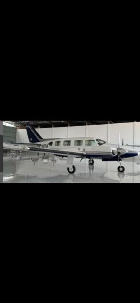 PIPER - PA-31-325 NAVAJO CR