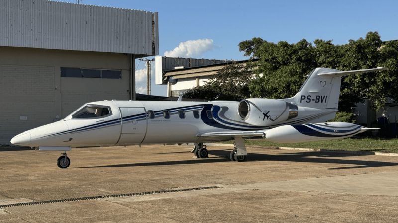 LEARJET - LEARJET 35A