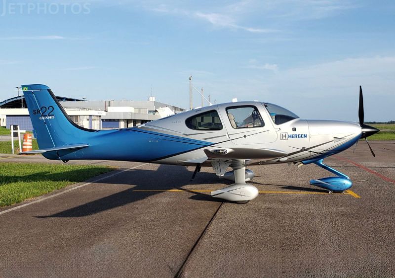 CIRRUS - SR22