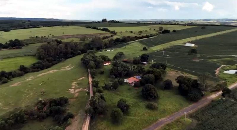 VENDA - EM MARILIA COM PISTA E HANGAR