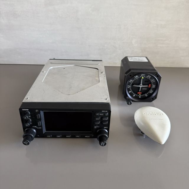 VENDO - GARMIN GNS 430 COMPLETO COM INDICADOR GI 106A